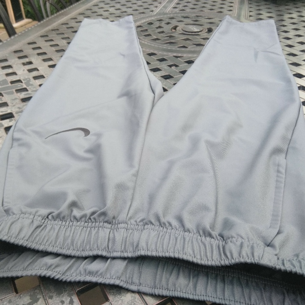 Nike Dri-Fit Tapered Leg Pants Grey Small